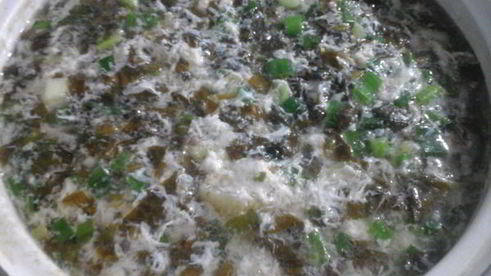 зеленый борщ по-деревенски