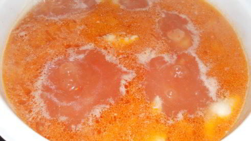 зеленый борщ с курицей и томатом