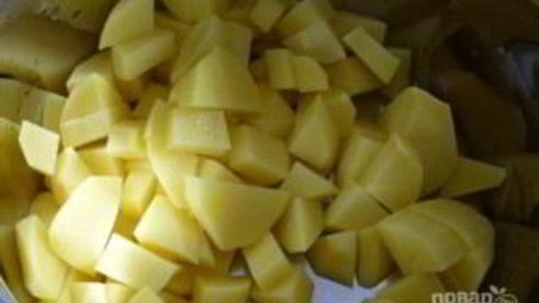 зеленый борщ с яйцом и щавелем