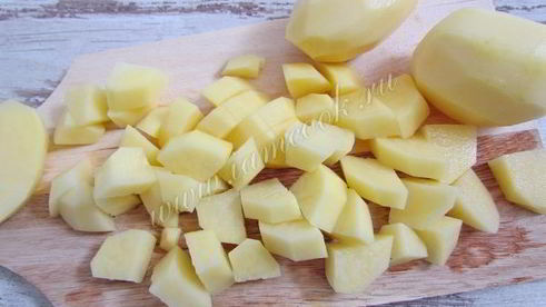 зеленый борщ со шпинатом и щавелем