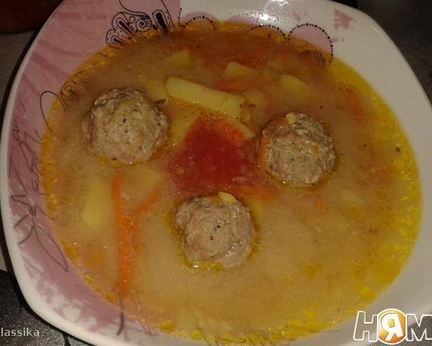 Гороховый суп с фрикадельками