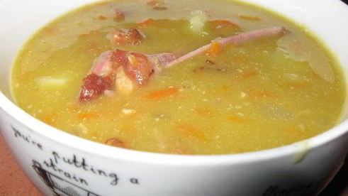 гороховый суп с копченой грудинкой