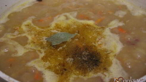 гороховый суп с копченой колбасой