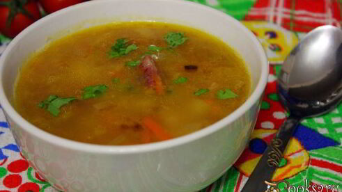 гороховый суп с копченой колбасой