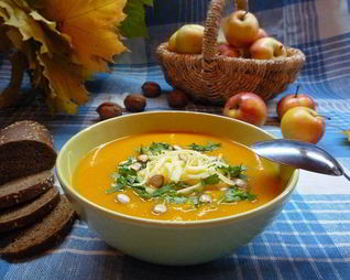 Крем-суп из тыквы с яблоками