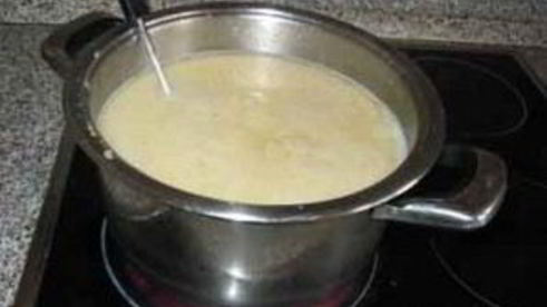 куриный суп в хлебе