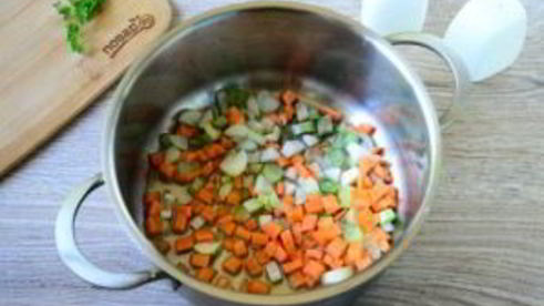 рисовый суп с горошком