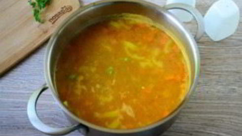 рисовый суп с горошком