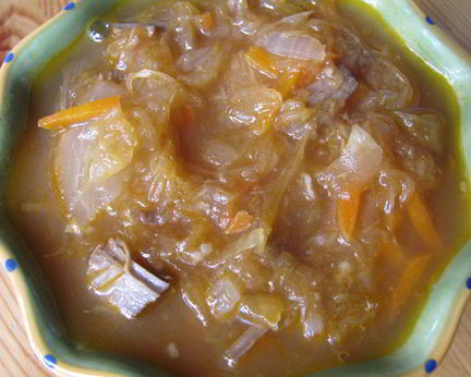 Казахские щи из кислой капусты