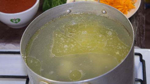 щи из квашеной капусты с говядиной