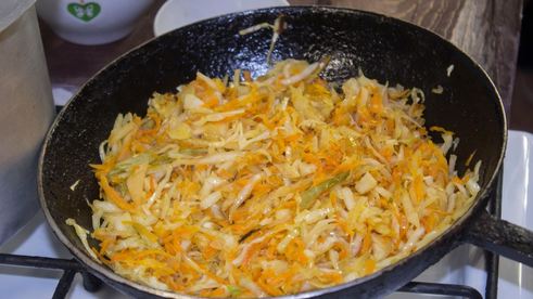 щи из квашеной капусты с говядиной