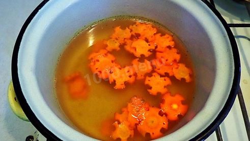 щи с зеленью шпината