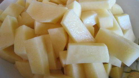 щи со свиными ребрами и яблоком