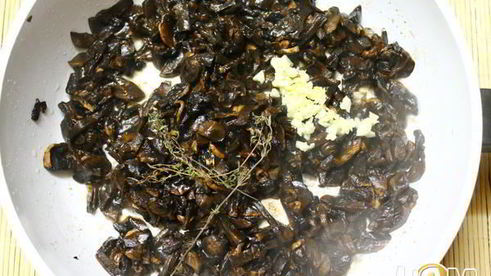 капустная солянка с грибами