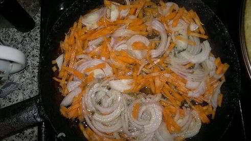 мясная сборная солянка с картошкой