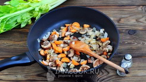 постная солянка из свежей капусты