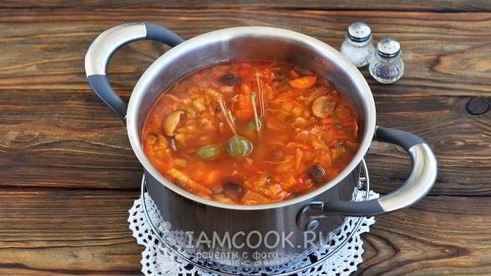 постная солянка из свежей капусты