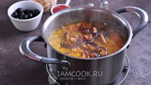 постная солянка с фасолью