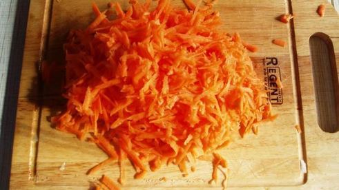 солянка из капусты с сосисками