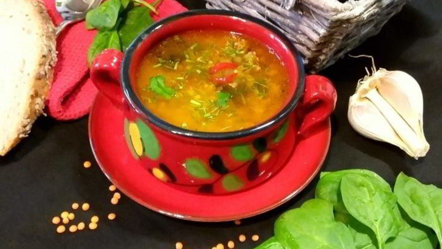 Рецепт суп из чечевицы с мясным фаршем и шпинатом
