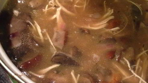 суп из лесных грибов по-итальянски