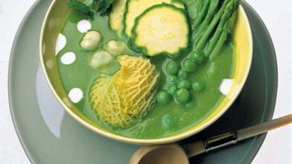 Рецепт Суп из зеленой спаржи и горошка с хрустящими мини-овощами