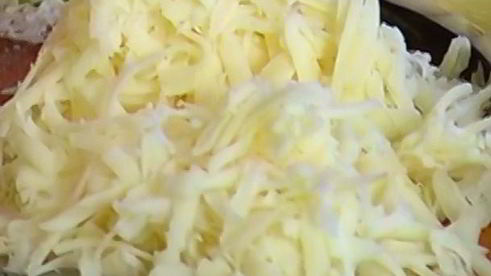 суп из зеленых овощей с яйцом и лимоном