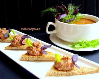 Фасолевый суп-пюре с сельдереем и морковью