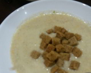 Куриный суп-пюре с шампиньонами