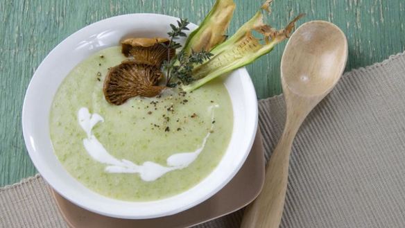 Рецепт Суп-пюре из кабачков с лисичками