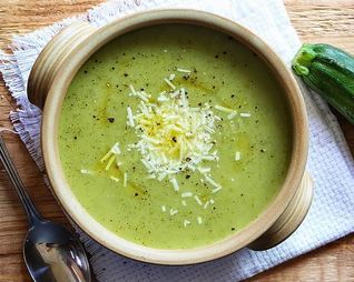 Суп пюре из кабачков со сливками