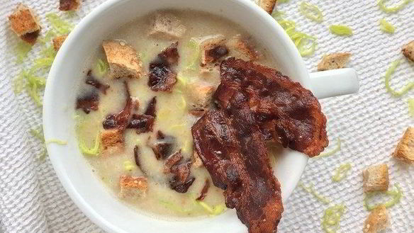 Рецепт Суп-пюре из лисичек с беконом и пореем