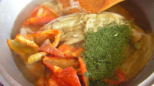 суп-пюре из печеных овощей с курицей