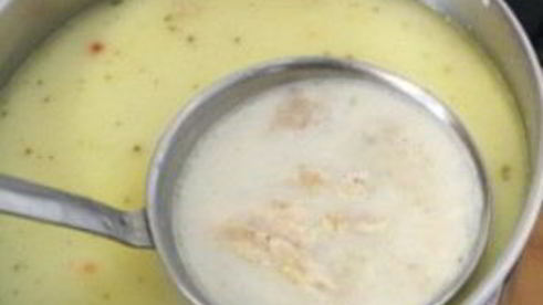 суп-пюре из цветной капусты с курицей