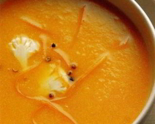 Суп-пюре из цветной капусты с морковью