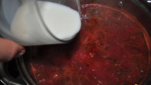 свекольно-апельсиновый суп-пюре