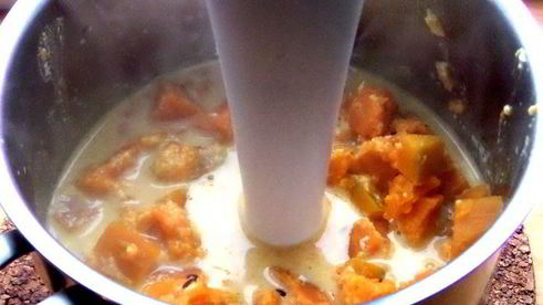 тыквенный суп-пюре со шпинатом