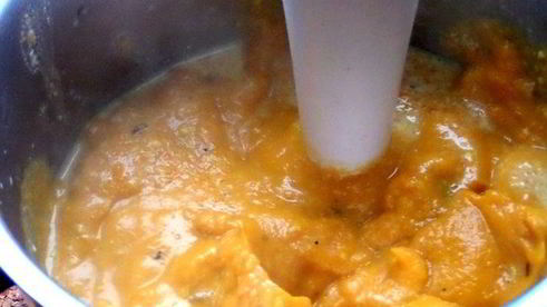 тыквенный суп-пюре со шпинатом