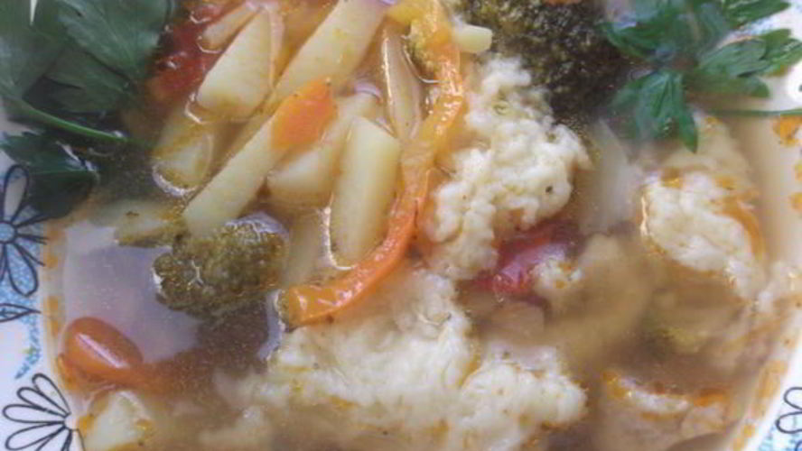 Рецепт суп с брокколи и сырными клецками