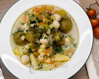 Суп с брюссельской капустой и фрикадельками