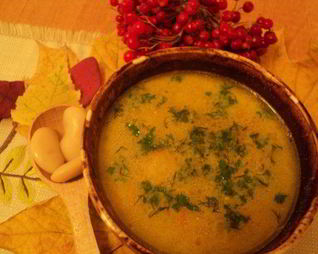 Суп с фасолью и грибами по-закарпатски