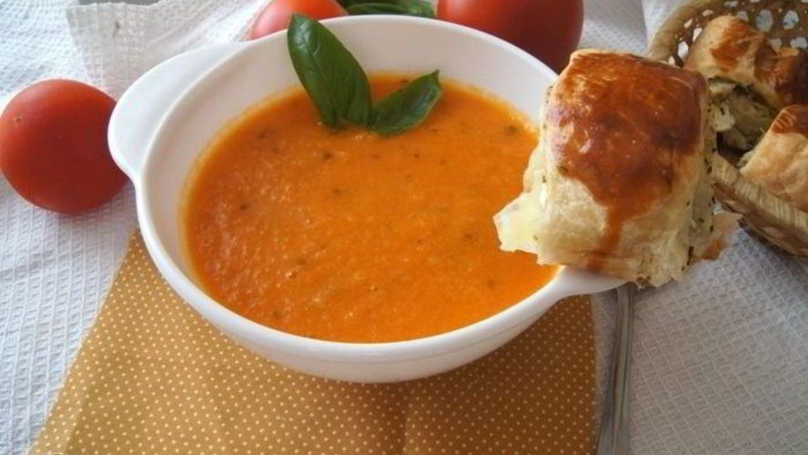 Рецепт томатный суп с морковью и базиликом