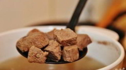 томатный суп с мясом