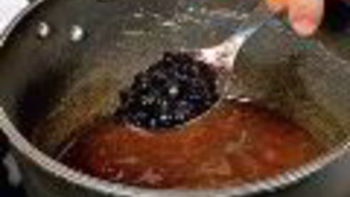 блинчики с абрикосовым соусом