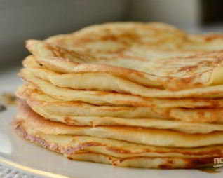 Блины с дрожжами на воде и кефире