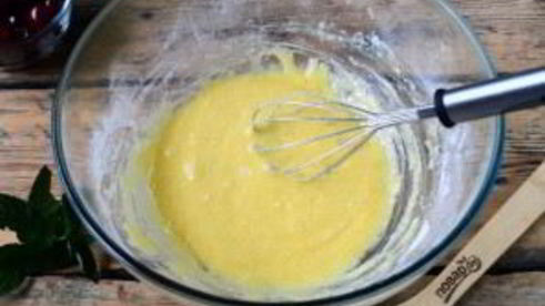 блины с вишней под сметаной