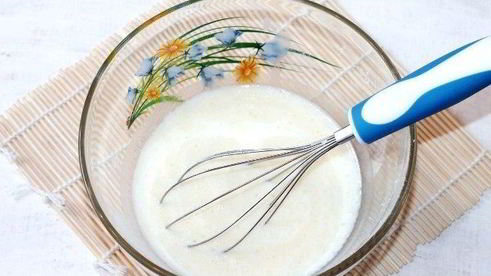 нежные панкейки с фруктовым соусом