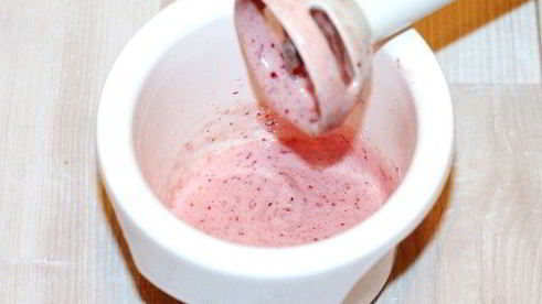 нежные панкейки с фруктовым соусом