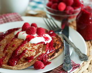 Овсяные блинчики с бананом и корицей