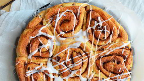 американские плюшки с корицей